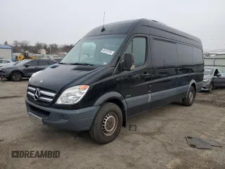 2013 Mercedes-Benz Sprinter Passenger with VIN WDZPE8CC9D5754818, listed as a Copart auction lot 88125785 with 168,418 mi miles and Salvage Title. Bid and sale history available at carsss.com. Image 1.