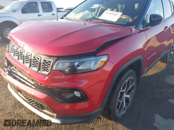 2024 Jeep Compass Limited with VIN 3C4NJDCN2RT153013, listed as a IAAI auction lot 41381607 with 14,025 mi miles and . Bid and sale history available at carsss.com. Image 19.