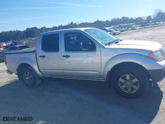 2018 Nissan Frontier PRO-4X with VIN 1N6AD0EV4JN701719, listed as a IAAI auction lot 41585315 with NaN miles. Bid and sale history available at carsss.com. Image 13.