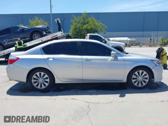 2013 Honda Accord EX-L with VIN 1HGCR2F88DA121484, listed as a IAAI auction lot 42203665 with 172,929 mi miles and . Bid and sale history available at DreamBid. Image 13.