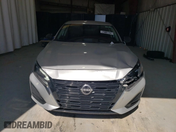 2024 Nissan Altima 2.5 SV with VIN 1N4BL4DV5RN378186, listed as a Copart auction lot 52119375 with 31,733 mi miles and Non Repairable. Bid and sale history available at carsss.com. Image 5.