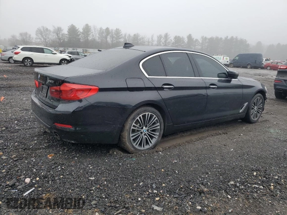2018 BMW 5 Series 530i xDrive with VIN WBAJA7C59JG908065, listed as a Copart auction lot 84892164 with 468 mi miles and Salvage Title. Bid and sale history available at carsss.com. Image 3.