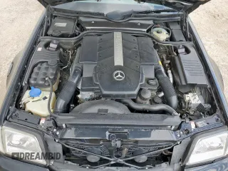 1999 Mercedes-Benz SL 500 z VIN WDBFA68F6XF174406, wystawiony jako Copart lot #59990425 z przebiegiem 87 234 mil mil oraz Szkoda całkowita • Salvage title. Historia ofert i sprzedaży dostępna na DreamBid. Obrazek 11.