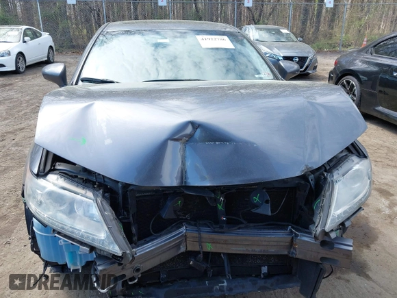 2013 Lexus ES 4dr Sdn with VIN JTHBK1GG4D2028601, listed as a IAAI auction lot 41922786 with 149,007 mi miles. Bid and sale history available at carsss.com. Image 12.
