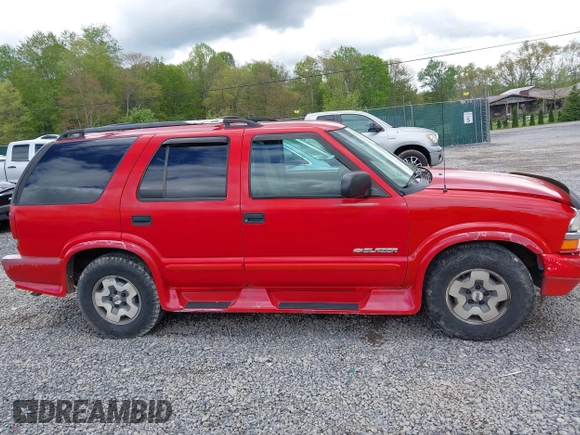 2004 Chevrolet Blazer LS z VIN 1GNDT13X64K127182, wystawiony jako IAAI lot #42188177 z przebiegiem 135 946 mil mil oraz . Historia ofert i sprzedaży dostępna na DreamBid. Obrazek 13.