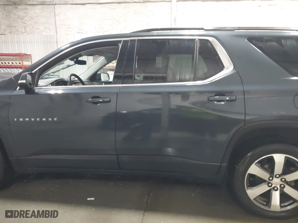 2019 Chevrolet Traverse LT Leather with VIN 1GNEVHKW7KJ235958, listed as a IAAI auction lot 41895988 with 79,097 mi miles. Bid and sale history available at carsss.com. Image 15.