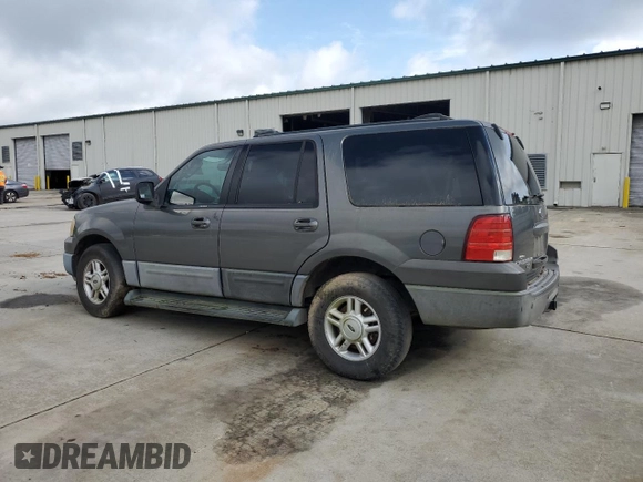 2004 Ford Expedition Special Service with VIN 1FMFU16L54LA95354, listed as a Copart auction lot 57027115 with 176,243 mi miles and Salvage title. Bid and sale history available at DreamBid. Image 2.