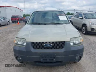 2006 Ford Escape XLT с VIN 1FMYU03146KB11557, выставлен на аукционе IAAI как лот 42433122 с пробегом 127 080 миль миль и . История ставок и продаж доступна на DreamBid. Изображение 6.