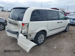2008 Chrysler Town & Country LX with VIN 2A8HR44H88R694642, listed as a IAAI auction lot 42039492 with 210,249 mi miles and . Bid and sale history available at DreamBid. Image 4.