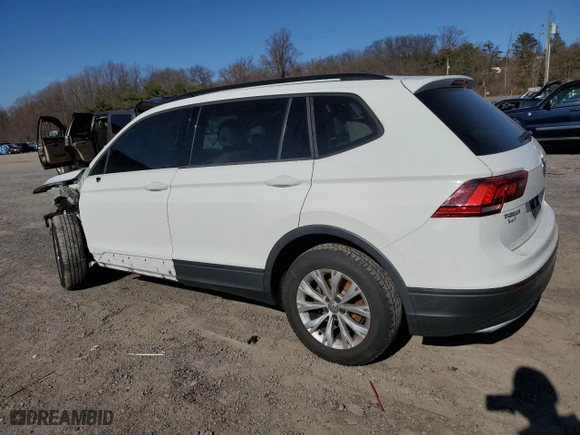 2018 Volkswagen Tiguan S with VIN 3VV0B7AX6JM055941, listed as a Copart auction lot 47583005 with 99,744 mi miles and Salvage Title. Bid and sale history available at carsss.com. Image 2.
