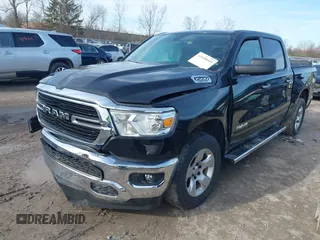 2019 Ram 1500 Big Horn z VIN 1C6SRFFT7KN658334, wystawiony jako IAAI lot #41930603 z przebiegiem 84 124 mil mil oraz . Historia ofert i sprzedaży dostępna na DreamBid. Obrazek 17.