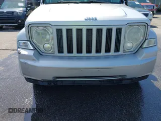 2011 Jeep Liberty Sport Jet with VIN 1J4PN2GK1BW566617, listed as a IAAI auction lot 41789607 with 225,536 mi miles. Bid and sale history available at carsss.com. Image 6.