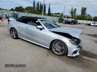 2020 Mercedes-Benz E-Class E 450 with VIN WDD1K6HB4LF126568, listed as a Copart auction lot 81001744 with 52,421 mi miles and Non Repairable. Bid and sale history available at carsss.com. Image 4.
