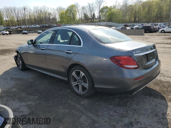 2019 Mercedes-Benz E 300 с VIN WDDZF4KB1KA656934, выставлен на аукционе Copart как лот 54543455 с пробегом Не указан миль и Списание • Salvage title. История ставок и продаж доступна на DreamBid. Изображение 2.