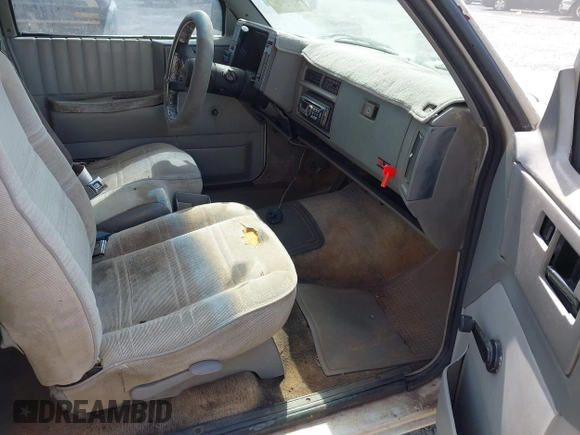1993 GMC Sonoma with VIN 1GTCS19Z2P0520046, listed as a IAAI auction lot 42071461 with 236,599 mi miles and . Bid and sale history available at carsss.com. Image 5.