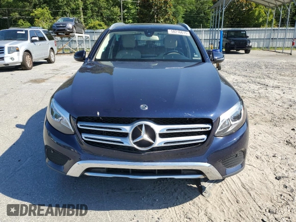 2019 Mercedes-Benz GLC 300 with VIN WDC0G4JB1K1002639, listed as a Copart auction lot 58216615 with 52,160 mi miles and Salvage title. Bid and sale history available at DreamBid. Image 5.
