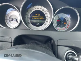 2014 Mercedes-Benz C 250 z VIN WDDGJ4HB9EG224400, wystawiony jako IAAI lot #42054054 z przebiegiem 40 200 mil mil oraz . Historia ofert i sprzedaży dostępna na DreamBid. Obrazek 7.
