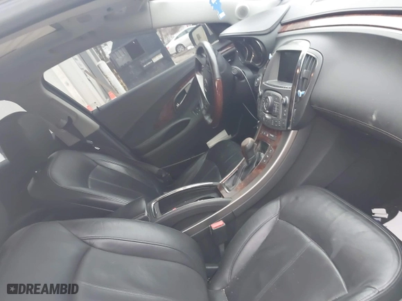 2013 Buick LaCrosse Premium 2 with VIN 1G4GH5E31DF205008, listed as a IAAI auction lot 41721583 with 126,748 mi miles. Bid and sale history available at carsss.com. Image 5.