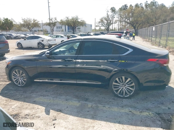 2015 Hyundai Genesis 5.0L with VIN KMHGN4JF0FU081945, listed as a IAAI auction lot 41547186 with 134,956 mi miles. Bid and sale history available at carsss.com. Image 14.