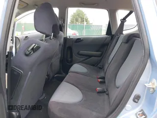 2008 Honda Fit with VIN JHMGD38468S060570, listed as a IAAI auction lot 42016018 with 133,574 mi miles. Bid and sale history available at carsss.com. Image 8.