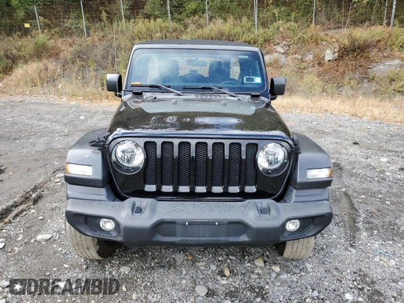 2022 Jeep Wrangler Unlimited High Tide with VIN 1C4HJXDG0NW180276, listed as a Copart auction lot 75798804 with 30,696 mi miles and Salvage Title. Bid and sale history available at DreamBid. Image 5.