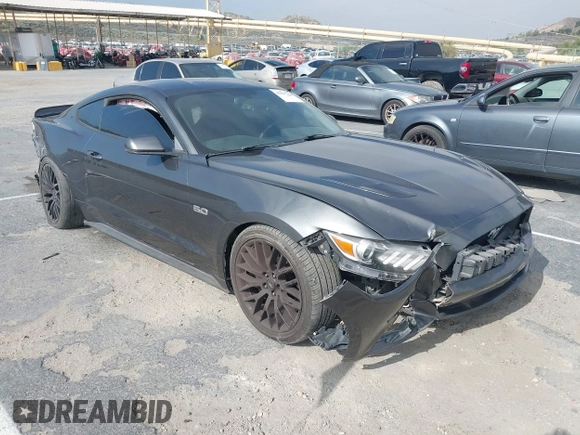 2016 Ford Mustang GT z VIN 1FA6P8CF1G5268563, wystawiony jako IAAI lot #42347765 z przebiegiem 89 217 mil mil oraz . Historia ofert i sprzedaży dostępna na DreamBid. Obrazek 1.