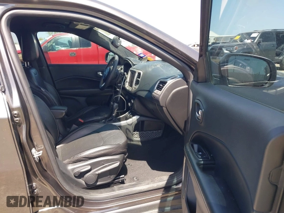 2021 Jeep Compass 80th Anniversary с VIN 3C4NJCEB6MT518282, выставлен на аукционе IAAI как лот 42020674 с пробегом 145 382 миль миль и . История ставок и продаж доступна на DreamBid. Изображение 5.