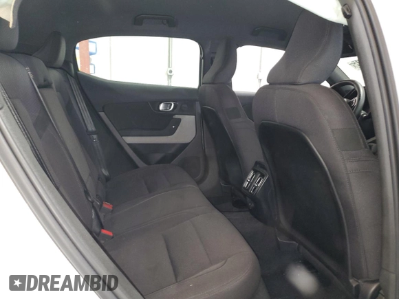 2023 Polestar 2 z VIN YSMEG3KA8PL125429, wystawiony jako Copart lot #57710415 z przebiegiem 38 574 mil mil oraz Czysty tytuł • Clean title. Historia ofert i sprzedaży dostępna na DreamBid. Obrazek 10.