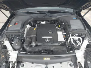 2019 Mercedes-Benz GLC 300 with VIN WDC0J4KB0KF667213, listed as a IAAI auction lot 40422288 with 56,488 mi miles and . Bid and sale history available at DreamBid. Image 10.