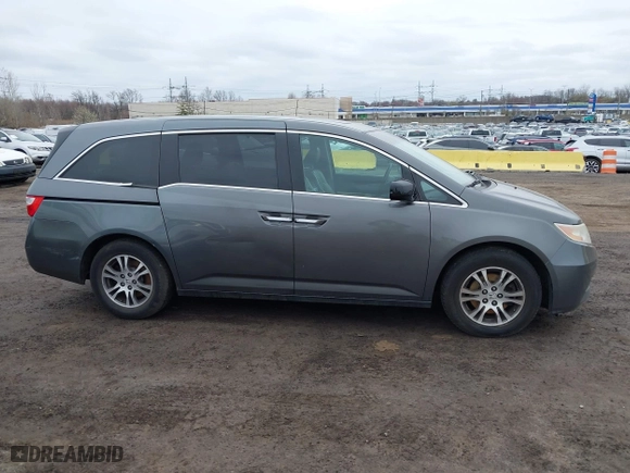 2011 Honda Odyssey EX-L with VIN 5FNRL5H61BB036921, listed as a IAAI auction lot 41939802 with 126,656 mi miles. Bid and sale history available at carsss.com. Image 13.