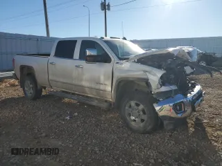 2018 GMC Sierra 2500HD SLT with VIN 1GT12TEY0JF224060, listed as a Copart auction lot 85872984 with 0 mi miles and Salvage Title. Bid and sale history available at carsss.com. Image 4.
