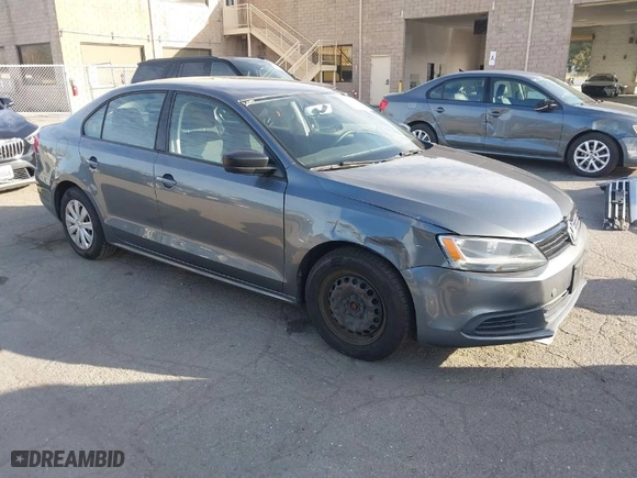 2014 Volkswagen Jetta Sedan S with VIN 3VW2K7AJ1EM290446, listed as a IAAI auction lot 41851440 with 115,291 mi miles. Bid and sale history available at carsss.com. Image 1.