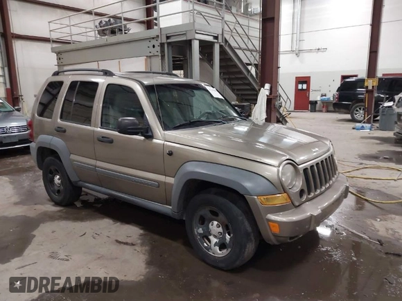 2005 Jeep Liberty Sport with VIN 1J4GL48K15W593739, listed as a IAAI auction lot 41169805 with 200,482 mi miles. Bid and sale history available at carsss.com. Image 1.