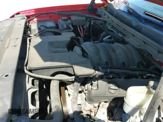 2015 GMC Sierra 1500 SLE z VIN 3GTU2UEC0FG105793, wystawiony jako IAAI lot #43201630 z przebiegiem 150 026 mil mil oraz . Historia ofert i sprzedaży dostępna na DreamBid. Obrazek 19.