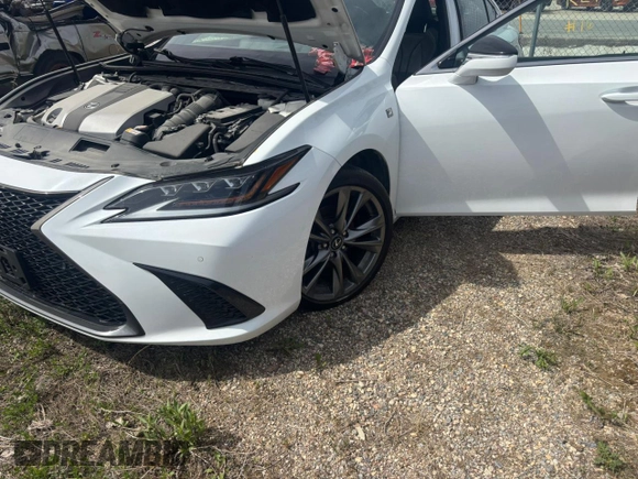 2019 Lexus ES 350 z VIN 58ABZ1B16KU002779, wystawiony jako Copart lot #54559805 z przebiegiem Nie podano mil oraz Czysty tytuł • Clean title. Historia ofert i sprzedaży dostępna na DreamBid. Obrazek 1.