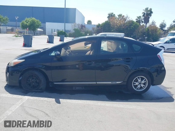 2011 Toyota Prius I with VIN JTDKN3DU3B1383339, listed as a IAAI auction lot 42086995 with 246,239 mi miles. Bid and sale history available at carsss.com. Image 14.