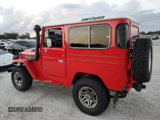 1976 Toyota Land Cruiser z VIN FJ40208864, wystawiony jako Copart lot #79069054 z przebiegiem 18 022 mil mil oraz Szkoda całkowita • Salvage title. Historia ofert i sprzedaży dostępna na DreamBid. Obrazek 2.