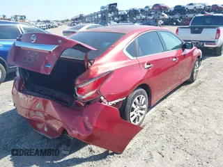 2006 Nissan Altima S with VIN 1N4AL11DX6C121831, listed as a IAAI auction lot 42257621 with 182,397 mi miles and . Bid and sale history available at DreamBid. Image 4.