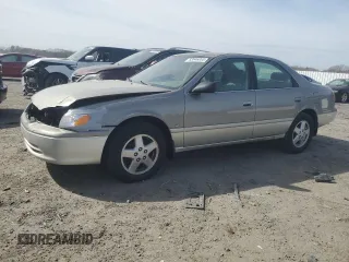 2001 Toyota Camry CE z VIN JT2BG28K510577784, wystawiony jako Copart lot #53646065 z przebiegiem 84 362 mil mil oraz Czysty tytuł • Clean title. Historia ofert i sprzedaży dostępna na DreamBid. Obrazek 1.