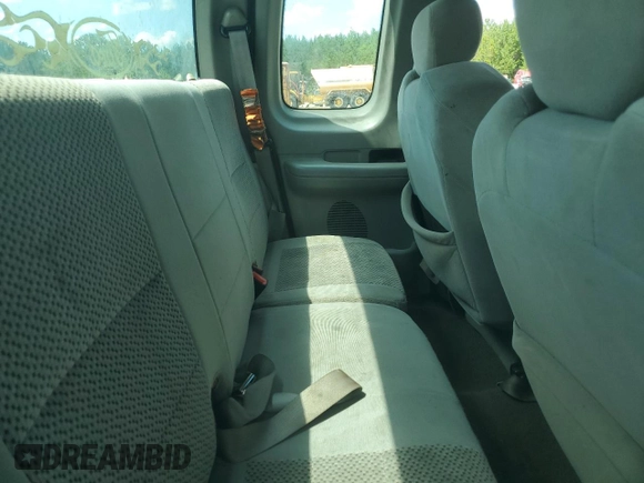 2004 Ford F-150 XL with VIN 2FTRX17W54CA32203, listed as a Copart auction lot 61666385 with Not provided miles and Salvage title. Bid and sale history available at DreamBid. Image 10.