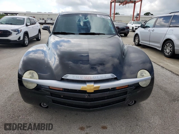 2003 Chevrolet SSR LS z VIN 1GCES14P73B101557, wystawiony jako Copart lot #73679984 z przebiegiem 107 554 mil mil oraz Szkoda całkowita • Salvage title. Historia ofert i sprzedaży dostępna na DreamBid. Obrazek 5.