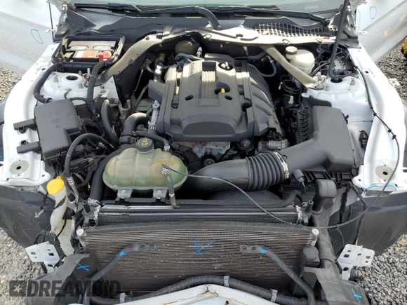 2016 Ford Mustang EcoBoost Premium z VIN 1FATP8UH0G5291125, wystawiony jako Copart lot #60404845 z przebiegiem 88 070 mil mil oraz Szkoda całkowita • Salvage title. Historia ofert i sprzedaży dostępna na DreamBid. Obrazek 11.