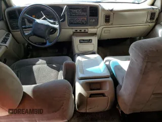 2001 Chevrolet Suburban LS with VIN 1GNEC16T61J224445, listed as a Copart auction lot 45307545 with 353,264 mi miles and Salvage Title. Bid and sale history available at carsss.com. Image 8.