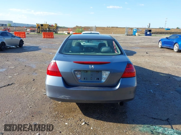 2007 Honda Accord LX с VIN 1HGCM56487A088049, выставлен на аукционе IAAI как лот 42103774 с пробегом 219 770 миль миль и . История ставок и продаж доступна на DreamBid. Изображение 17.