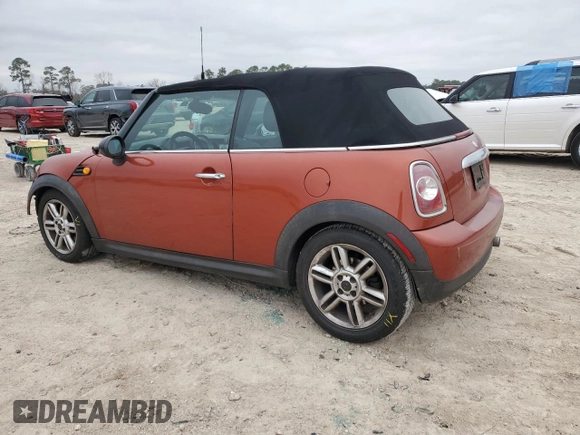 2012 MINI Convertible z VIN WMWZN3C59CT135172, wystawiony jako Copart lot #45593815 z przebiegiem 154 477 mil mil oraz Szkoda całkowita • Salvage title. Historia ofert i sprzedaży dostępna na DreamBid. Obrazek 2.