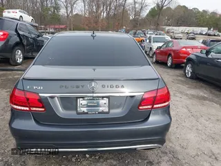 2015 Mercedes-Benz E 350 Sport with VIN WDDHF5KB0FB111549, listed as a IAAI auction lot 38721834 with 138,886 mi miles and . Bid and sale history available at DreamBid. Image 16.