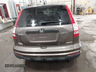 2011 Honda CR-V SE z VIN 5J6RE4H41BL010832, wystawiony jako IAAI lot #41869539 z przebiegiem 156 968 mil mil oraz . Historia ofert i sprzedaży dostępna na DreamBid. Obrazek 16.