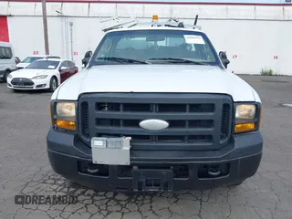 2006 Ford F-350 with VIN 1FDSF305X6EB15264, listed as a IAAI auction lot 42009579 with 97,945 mi miles and . Bid and sale history available at DreamBid. Image 6.