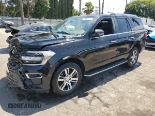 2022 Ford Expedition Limited z VIN 1FMJU2AT0NEA41232, wystawiony jako Copart lot #62710905 z przebiegiem 76 877 mil mil oraz Czysty tytuł • Clean title. Historia ofert i sprzedaży dostępna na DreamBid. Obrazek 1.