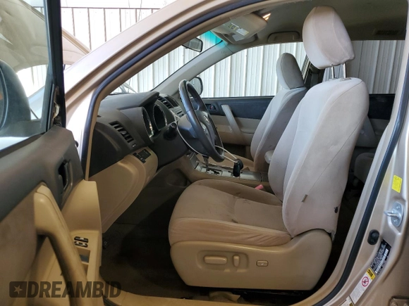 2010 Toyota Highlander with VIN JTEZK3EH1A2103785, listed as a Copart auction lot 54875155 with 189,790 mi miles and Salvage title. Bid and sale history available at DreamBid. Image 7.